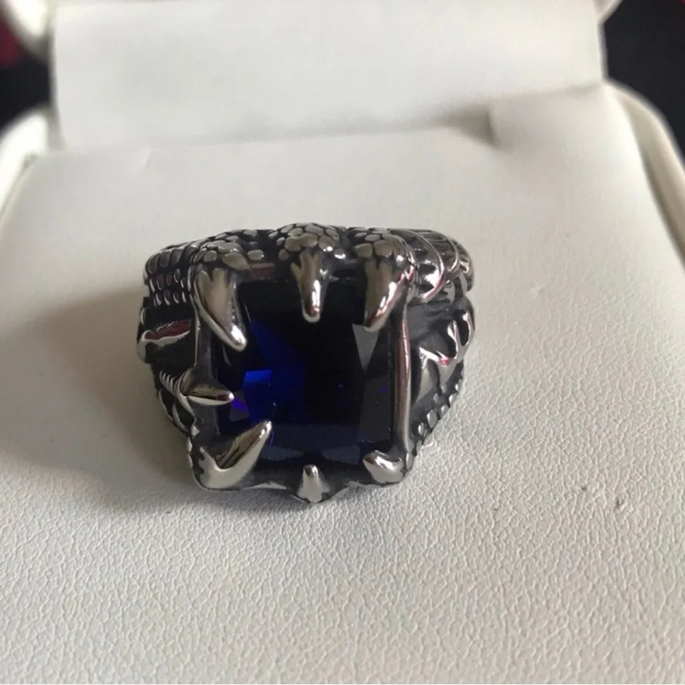 Men's Dragon Claw Ring with Deep Blue Stone - Stainless Steel